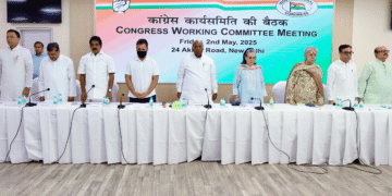 CWC में, राहुल कहते हैं
