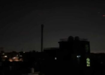 GOC के पास विस्फोटों के बाद जम्मू में लागू किया गया ब्लैकआउट पूरा करें