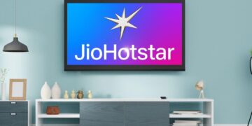 Jiostar उपाध्यक्ष टीवी और डिजिटल प्लेटफार्मों के लिए समान विनियमन का विरोध करता है