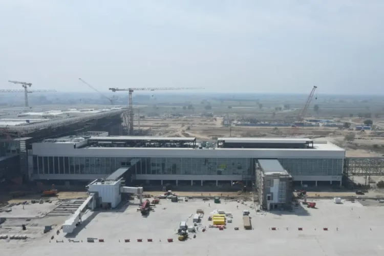 Noida अंतर्राष्ट्रीय हवाई अड्डे के पास 35-किमी ग्रीन कॉरिडोर विकसित करने के लिए Yeida