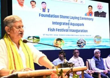 PMMSY: पूर्वोत्तर में एक्वाकल्चर क्षमता को बढ़ाने के लिए रखी गई 42.4 करोड़ रुपये के लिए फाउंडेशन स्टोन 42.4 करोड़ रुपये में एकत्रित एक्वापार्क