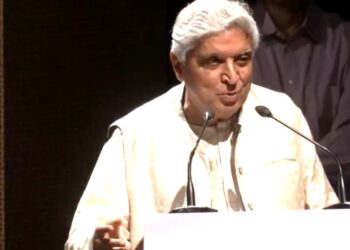 'अगर पाखंड का चेहरा होता' जावेद अख्तर का कहना है कि वह पाकिस्तान पर नरक का चयन करेगा,