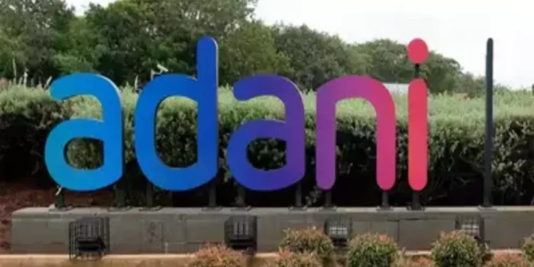 अडानी एंटरप्राइजेज लिमिटेड ने FY25 परिणामों की घोषणा की, समेकित EBITDA 26% बढ़कर रु। 16,722 करोड़