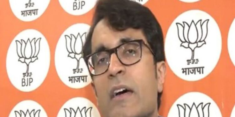 "आकस्मिक नेता, बालक बुद्धी"