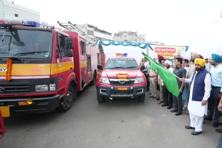 आपातकालीन फायर मशीनरी ₹ 47 करोड़ की सीमा पर तैनात - भागवंत मान सरकार ने संकट से निपटने के लिए एक्शन मोड में स्विच किया