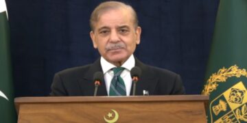 इनकारों की श्रृंखला के बाद, पाकिस्तान पीएम शरीफ ने भारत की मिसाइलों को नूर खान एयरबेस में स्वीकार किया