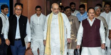 ओपी सिंदूर 'चल रहा', 'कम से कम 100' आतंकवादियों को मार डाला- राजनाथ सिंह की अध्यक्षता में ऑल-पार्टी मीट में