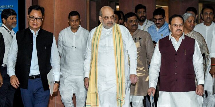 ओपी सिंदूर 'चल रहा', 'कम से कम 100' आतंकवादियों को मार डाला- राजनाथ सिंह की अध्यक्षता में ऑल-पार्टी मीट में