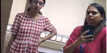कर्नाटक वायरल वीडियो: भाषा की पंक्ति कन्नड़ पर फिर से बढ़ती है, एसबीआई शाखा प्रबंधक का कहना है कि केवल हिंदी में बोलेंगे, नेटिज़ेंस रिएक्ट