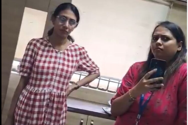 कर्नाटक वायरल वीडियो: भाषा की पंक्ति कन्नड़ पर फिर से बढ़ती है, एसबीआई शाखा प्रबंधक का कहना है कि केवल हिंदी में बोलेंगे, नेटिज़ेंस रिएक्ट