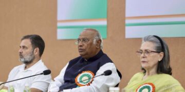 कांग्रेस ने 11 साल बाद सेंटर की सरप्राइज जाति जनगणना के फैसले पर सीडब्ल्यूसी की बैठक को कॉल किया