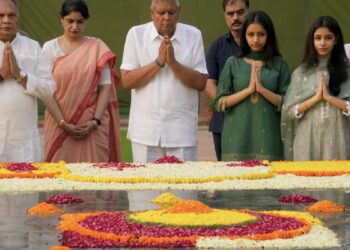 किसानों को आय बढ़ाने के लिए कृषि उत्पादों का पता लगाने की आवश्यकता है: उपाध्यक्ष जगदीप धिकर