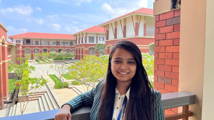 कैसे एक युवा प्रर्वतक महिलाओं को सशक्त बना रहा है और 'मिट्टी दीदी' मॉडल के माध्यम से भारतीय खेती में क्रांति ला रहा है