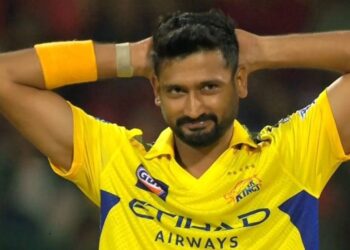 खलील अहमद ने 3 ओवरों में 65 रन बनाए, सबसे महंगे और पारी के लिए आईपीएल रिकॉर्ड बुक्स में प्रवेश किया
