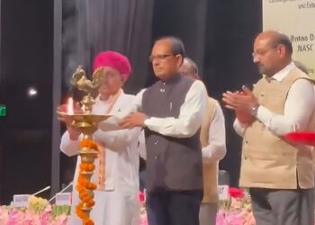डायरेक्टर्स एंड एग्रीकल्चर यूनिवर्सिटी के कुलपति के ICAR वार्षिक सम्मेलन ने शिवराज सिंह चौहान द्वारा उद्घाटन किया
