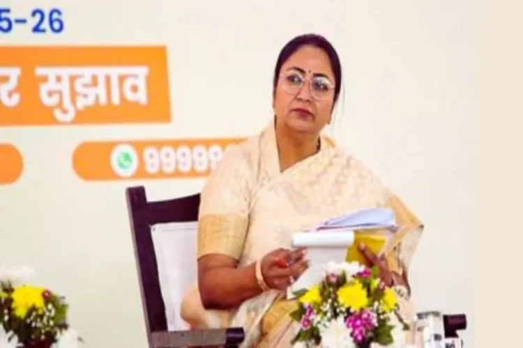 दिल्ली सीएम रेखा गुप्ता की ग्रीष्मकालीन राहत चाल: शहर भर के श्रमिकों के लिए 3000 वाटर कूलर स्थापित किए जाने वाले 3000 पानी कूलर