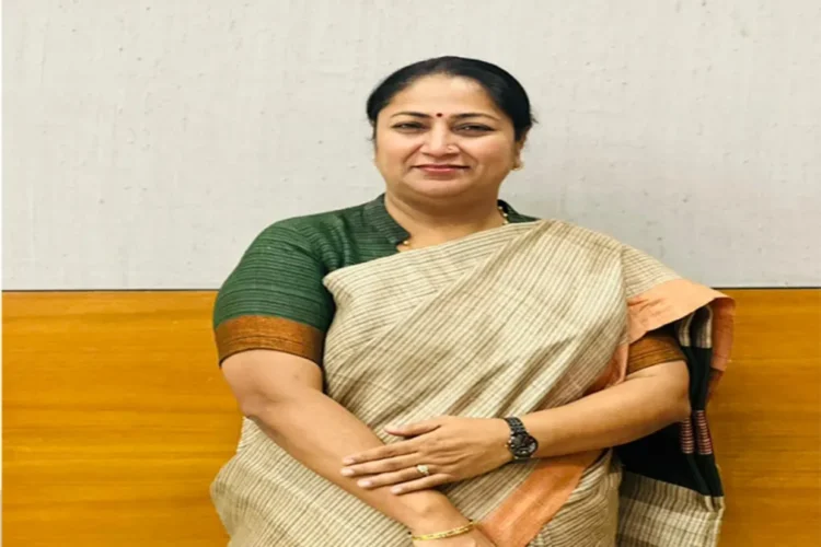 दिल्ली सीएम रेखा गुप्ता ने टॉकोरा स्टेडियम में दिल्ली गेम्स 2025 का उद्घाटन किया