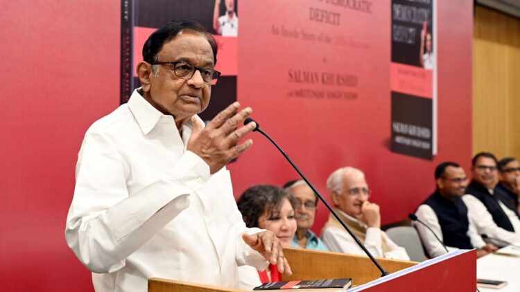'निश्चित नहीं है कि भारत ब्लॉक बरकरार है। इसे एक साथ रखा जा सकता है, समय है, 'कांग्रेस के पी चिदंबरम कहते हैं