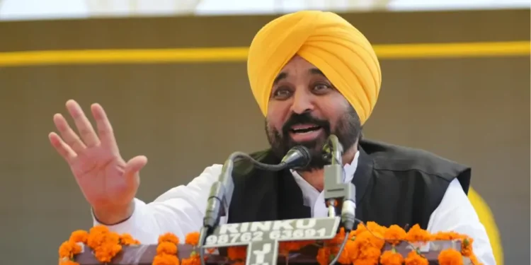 पंजाब को एक नया जल योद्धा मिलता है: भागवंत मान कहते हैं - "अगर हम 532 किमी की सीमा की रक्षा कर सकते हैं, तो हम अपने पानी की भी रक्षा कर सकते हैं"