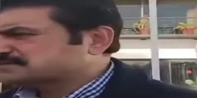 पाकिस्तान के सांसद वायरल वीडियो: पाकिस्तानी सांसद का ईमानदार जवाब वह भारत के हमलों के बारे में क्या करेगा, 'हम लॉग लंदन भाग जयेंज ...'