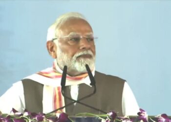 पीएम मोदी ने बिहार में 48,520 करोड़ रुपये से अधिक की परियोजनाएं शुरू कीं, किसानों के कल्याण, राष्ट्रीय सुरक्षा और बुनियादी ढांचे के विकास पर प्रकाश डाला