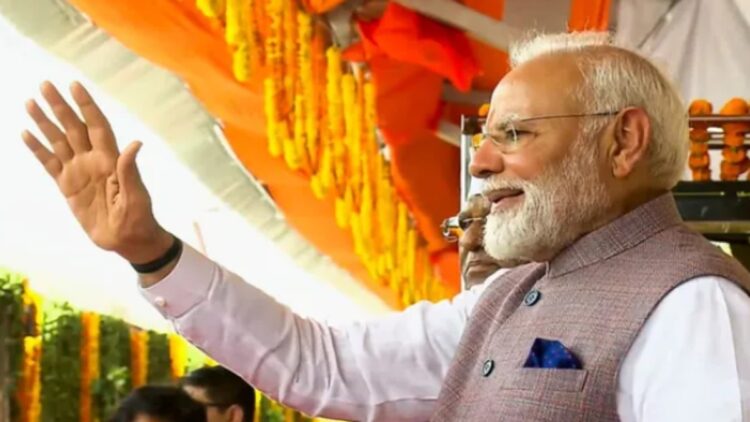 पीएम मोदी ने लगभग अमृत भारत स्टेशन योजना के तहत गुजरात में 18 पुनर्विकास रेलवे स्टेशनों का उद्घाटन किया