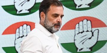 भाजपा लाल देखता है क्योंकि राहुल गांधी लॉर्ड राम को 'पौराणिक' के रूप में संदर्भित करता है