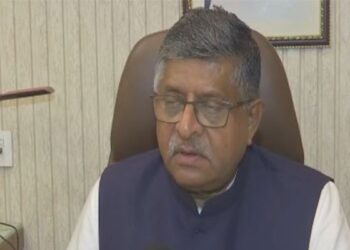 भाजपा सांसद रवि शंकर ने अंतर्राष्ट्रीय समुदाय के सामने आतंकवाद के खिलाफ "भारत की चिंताओं" को व्यक्त करने की प्रतिज्ञा की