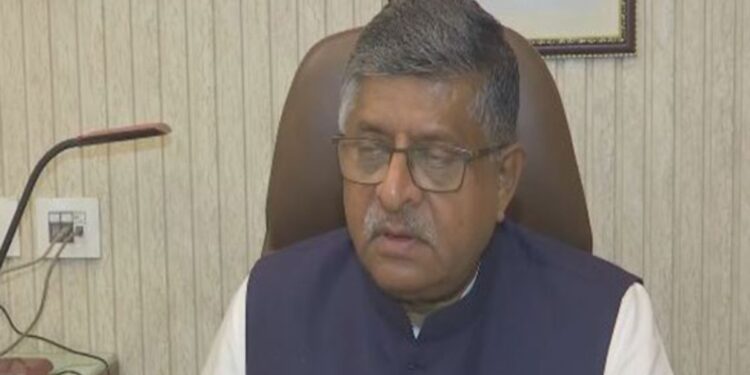 भाजपा सांसद रवि शंकर ने अंतर्राष्ट्रीय समुदाय के सामने आतंकवाद के खिलाफ "भारत की चिंताओं" को व्यक्त करने की प्रतिज्ञा की