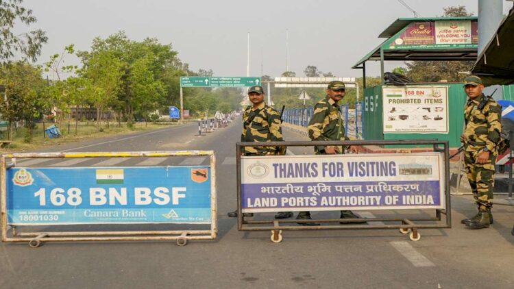 भारत और पाकिस्तान के बीच अटारी-वागा सीमा पूरी तरह से पहलगाम आतंकी हमले के बाद बंद हो गई: स्रोत