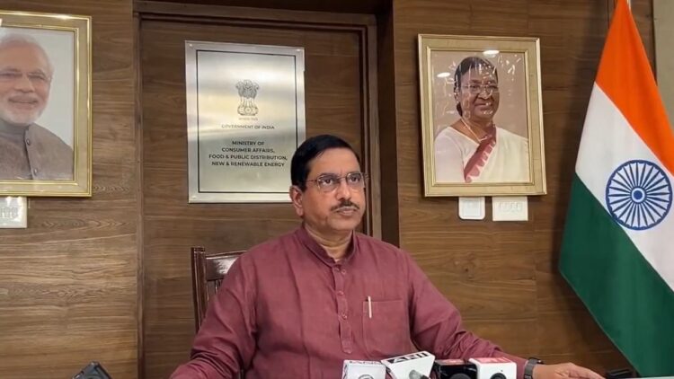 भारत-पाकिस्तान संघर्ष: GOVT ने ऑपरेशन सिंधोर अफवाहों के बीच आवश्यक वस्तुओं और भोजन की आपूर्ति की कोई कमी नहीं है