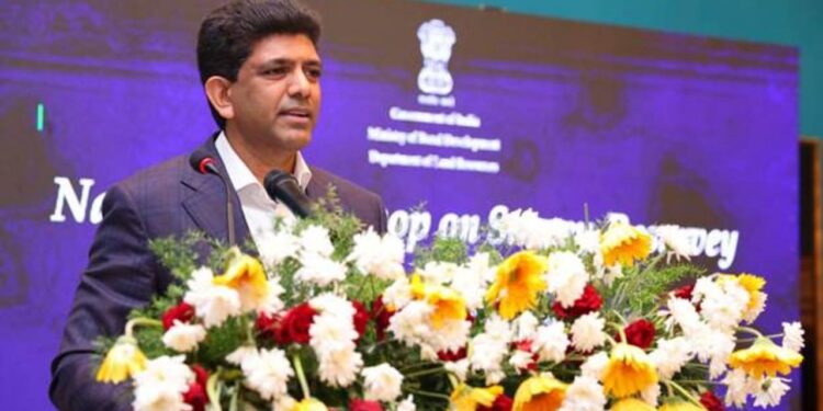 भूमि रिकॉर्ड के लिए आधार संबंध किसानों और विवादों को कम करने में मदद करेगा: केंद्रीय मंत्री चंद्रशेखर पेममासनी