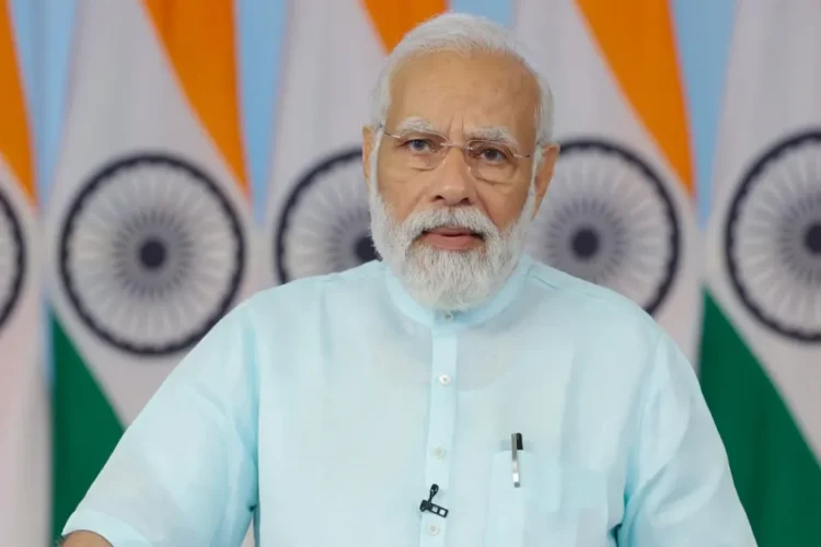 मंच पर शशि थरूर के साथ '' कई की नींद में गड़बड़ी होगी ... '