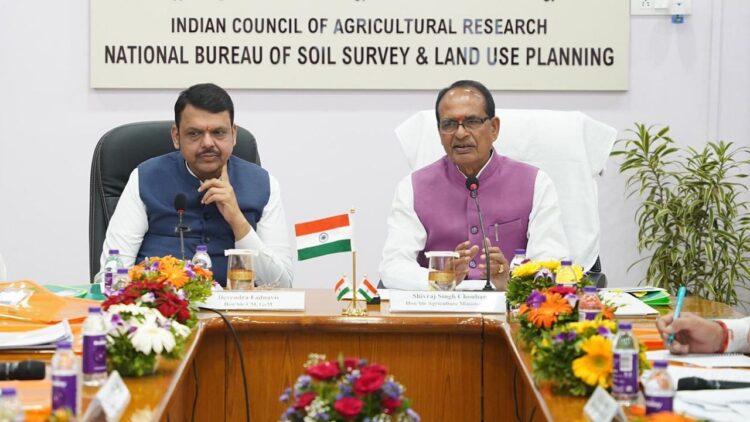 महाराष्ट्र को पूर्ण समर्थन बढ़ाने के लिए केंद्र; मौसम की स्थिति के अनुकूल फसल की किस्मों को विकसित करने पर जोर: शिवराज सिंह चौहान
