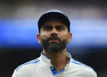 रोहित शर्मा के बाद, विराट कोहली सेवानिवृत्ति समाचार सतहों का परीक्षण करते हैं, जो अपने जूते भरेंगे?