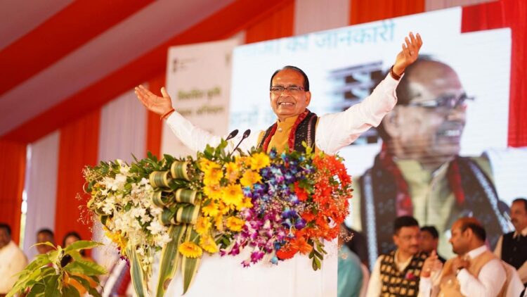 विकीत कृषी शंकलप अभियान 2025 शुरू होता है; 16,000 वैज्ञानिक गांवों का दौरा करने और किसानों को फसलों, उर्वरकों और प्राकृतिक खेती पर मार्गदर्शन करने के लिए