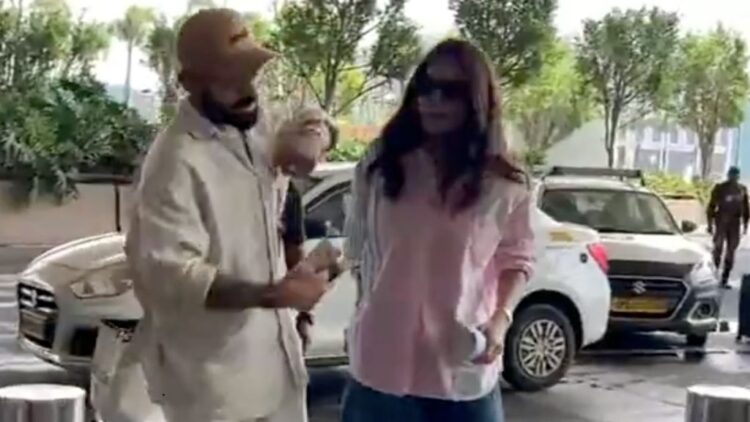 वॉच: विराट कोहली और अनुष्का शर्मा ने मुंबई हवाई अड्डे पर देखा, जल्द ही परीक्षण सेवानिवृत्ति की घोषणा के बाद