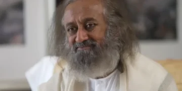 श्री श्री रवि शंकर ने आतंकी ठिकानों पर भारत की हड़ताल का समर्थन किया, धैर्य और विश्वास के लिए कॉल किया