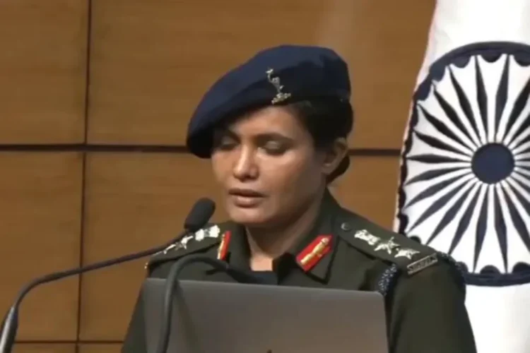 सचमुच सशक्त! सोफिया कुरैशी ऑपरेशन सिंदूर को पूर्णता की ओर ले जाता है, आतंकवादी हैंडलर्स को एक उत्तर देता है