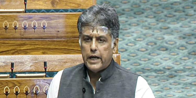 "सरकार से स्पष्ट उत्तर की जरूरत है": ट्रम्प के दावा के बाद कांग्रेस के मनीष तिवारी हमले केंद्र