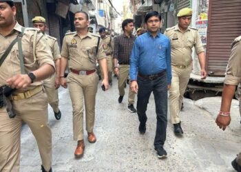 सांभल डीएम ने 33 निजी स्कूलों का जुर्माना लगाया ₹ 1 लाख प्रत्येक पुस्तक घोटाले के लिए
