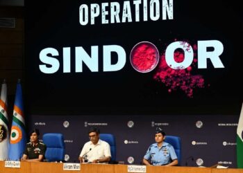 सिंदूर के लिए सिंदूर के लिए मोदी के लिए एवेंजर - पाकिस्तान पर स्ट्राइक के बाद भाजपा संदेश के मूल में निर्णय लेने वाला पीएम