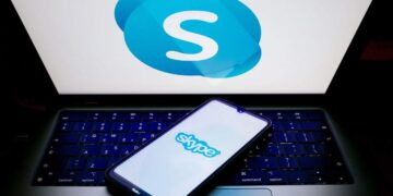 स्काइप आधिकारिक तौर पर आज बंद हो गया: Microsoft शिफ्ट टीमों पर ध्यान केंद्रित करता है