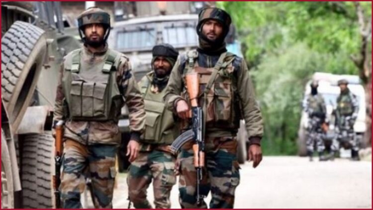 स्कूलों, कॉलेजों में जम्मू, सांबा, कटुआ, राजौरी, पूनच में भारत, पाक के बीच तनाव बढ़ने के बीच बंद रहने के लिए कॉलेज