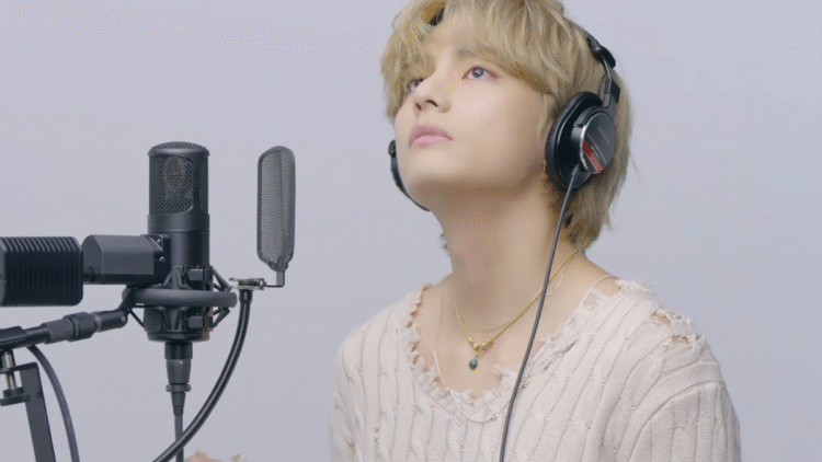 स्लो डांसिंग ने Spotify पर 500 मिलियन स्ट्रीम को पार कर लिया है: BTS V ने K-POP इतिहास को फिर से बनाया है!