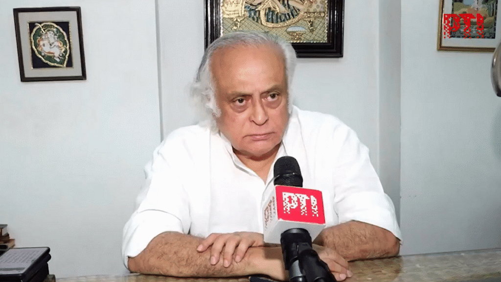 मुनिर-ट्रम्प लंच 'विशाल सेटबैक', कांग ने मोदी को अमेरिकी राष्ट्रपति के साथ कॉल पर ऑल-पार्टी ब्रीफिंग आयोजित करने के लिए कहा