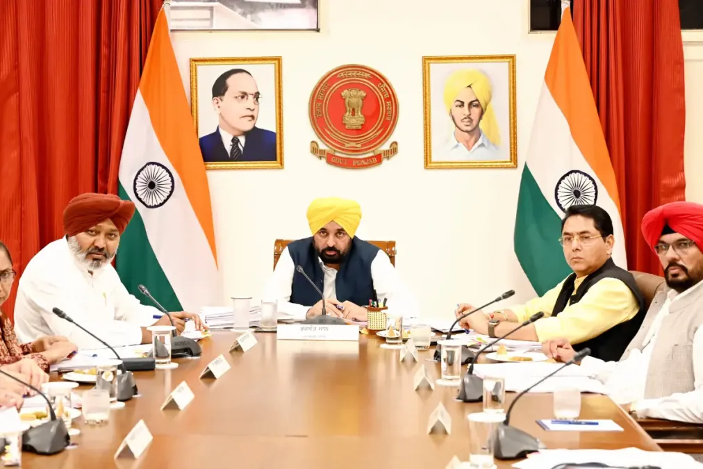 सीएम के नेतृत्व वाली पंजाब कैबिनेट का ऐतिहासिक निर्णय: कैबिनेट के रूप में पंजाब के उद्योग के लिए बड़ी राहत औद्योगिक प्लॉट रूपांतरण को मंजूरी देता है
