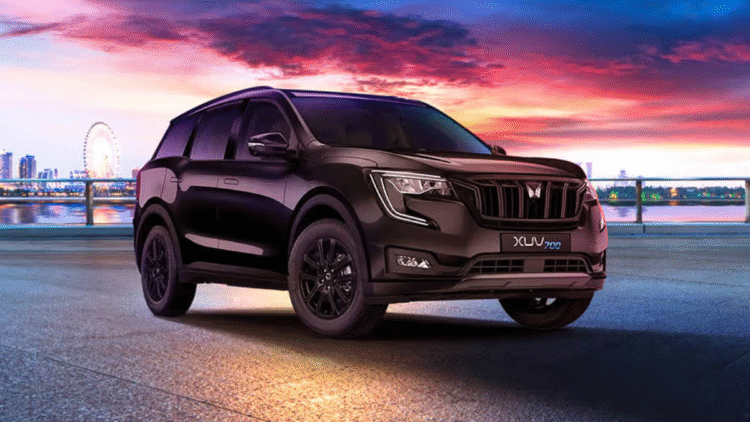 2026 Mahindra XUV 7OO FACELIFT: फ्यूचरिस्टिक ट्रिपल-स्क्रीन केबिन केबिन रिडिफाइन एसयूवी लक्जरी, चेक अपेक्षित सुविधाएँ
