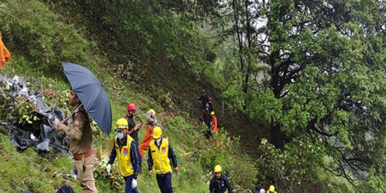 7 उत्तराखंड चॉपर क्रैश में मारे गए: एसडीआरएफ