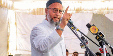 Asaduddin Owaisi: 'डोनाल्ड ट्रम्प को ज्ञान बारबार नाहि है ...' हैदराबाद सांसद का ईमानदार प्रवेश जो ओपी सिंदूर संघर्ष विराम के पीछे था